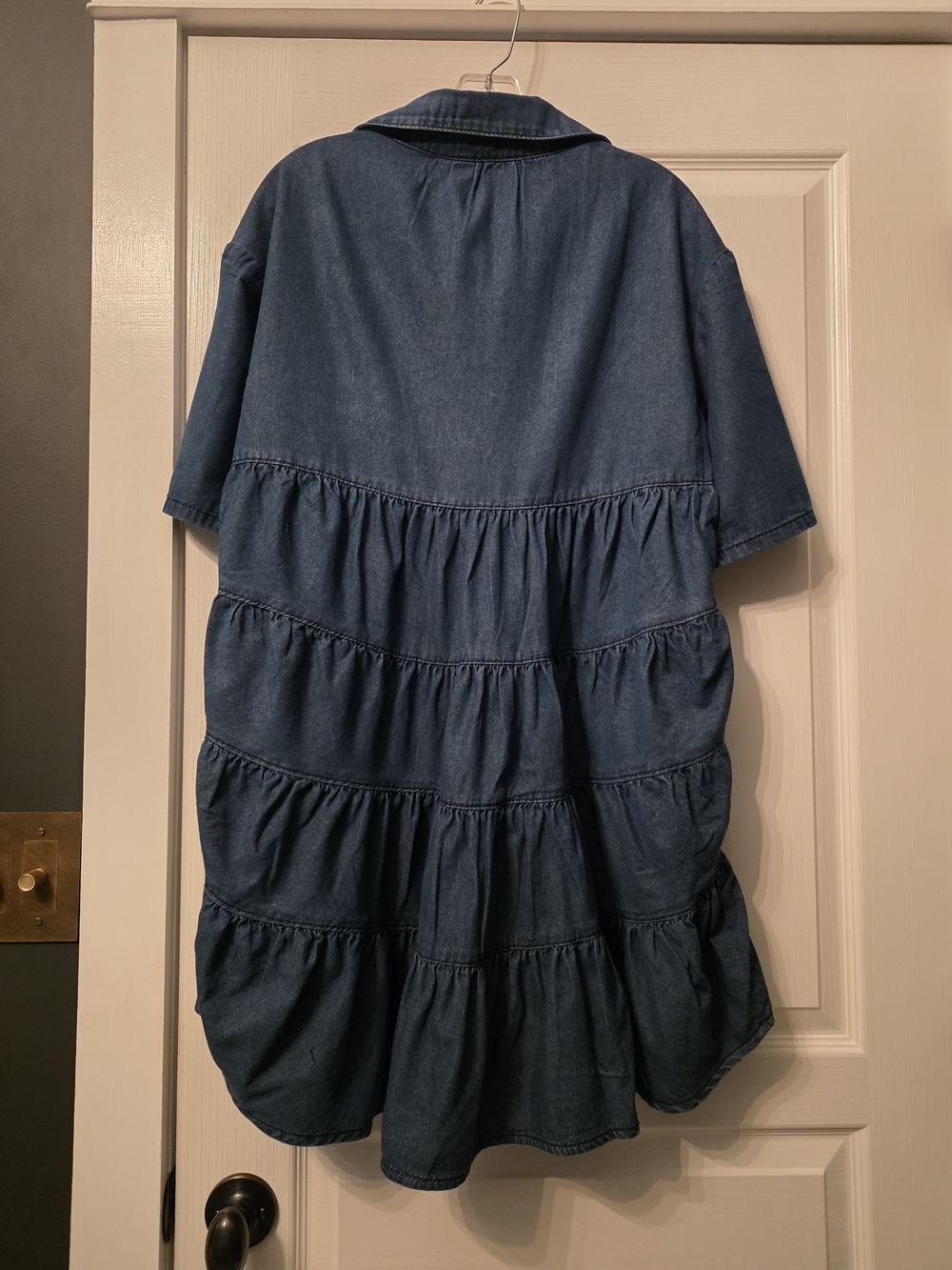 Short-Sleeve Dark Blue Denim Midi Dress with Button Front Size M - Picture 2 of 4